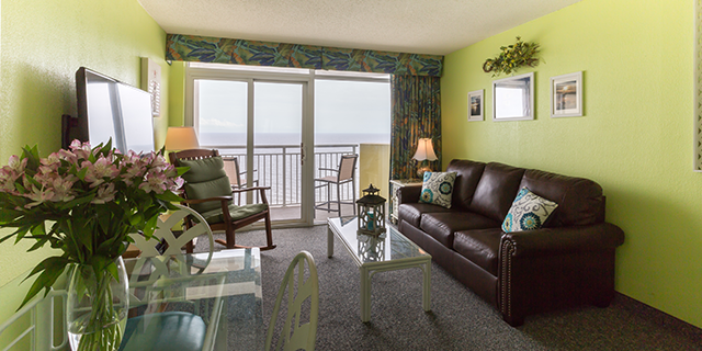 Oceanfront 1-Bedroom King Suite